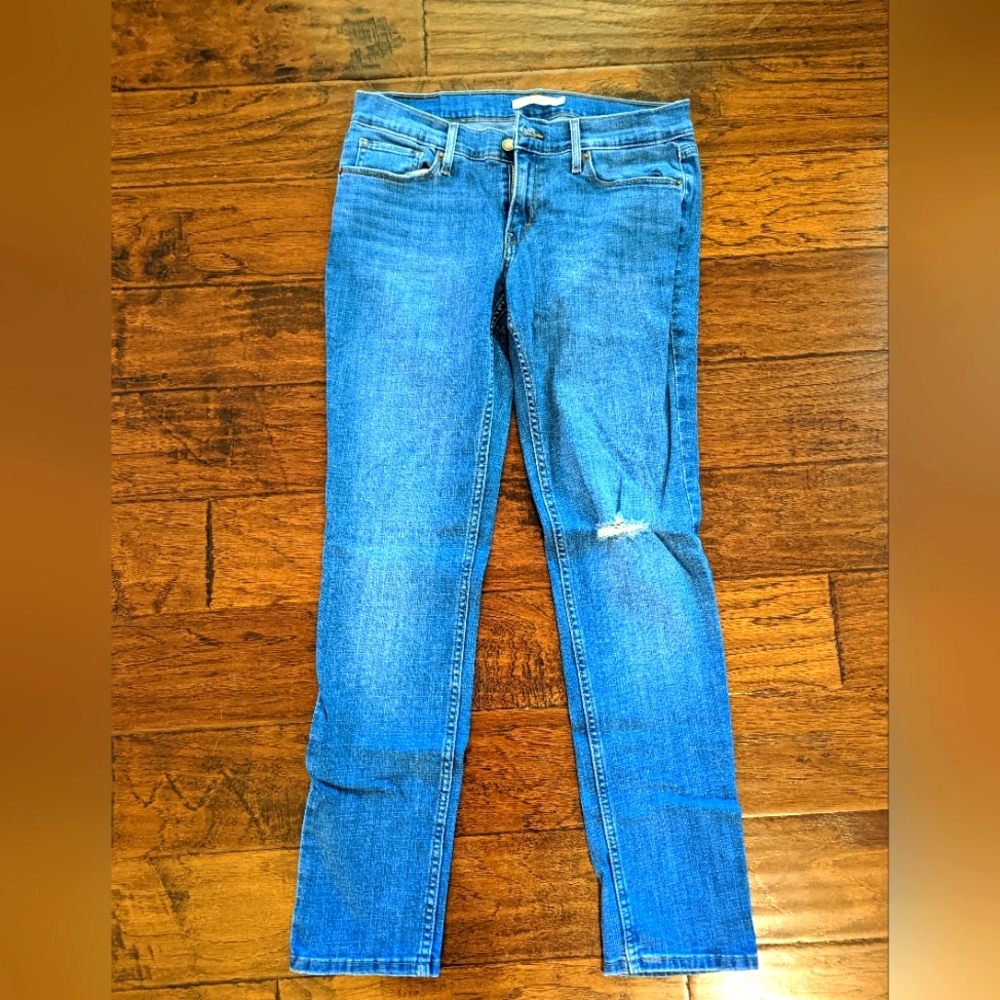 Levi 524 Skinny Jeans